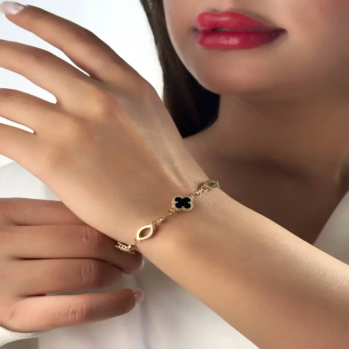 دستبند گلفام Gulfam bracelet