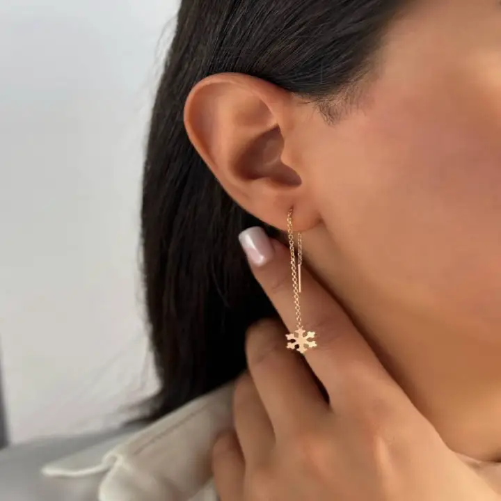 گوشواره بخیه برف thread-snow-earring