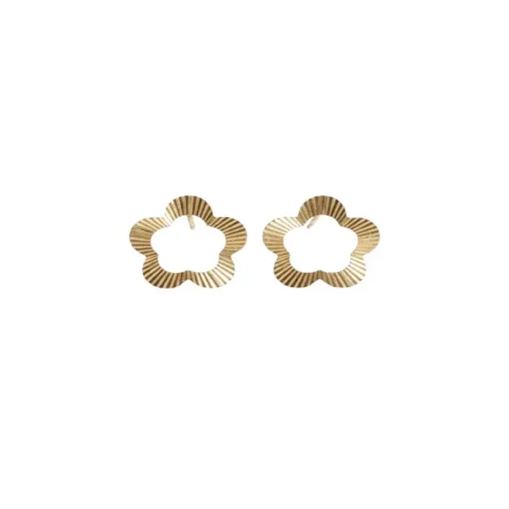 گوشواره طرح ونکلیف تراش